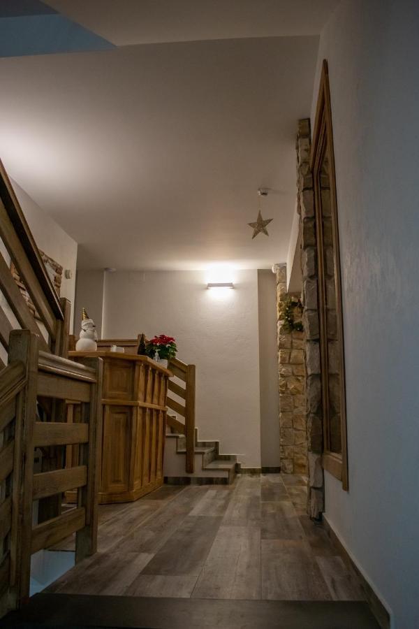 Vale Humor Residence Mînăstirea Humorului Eksteriør billede
